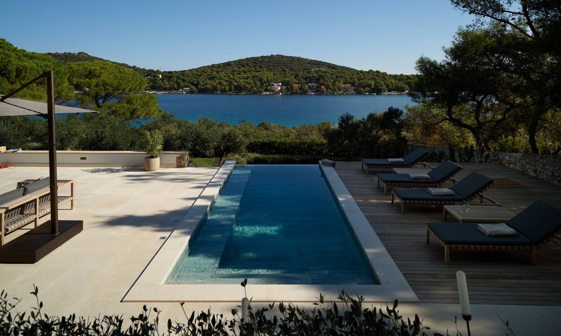 Piscine & terrasse — 1